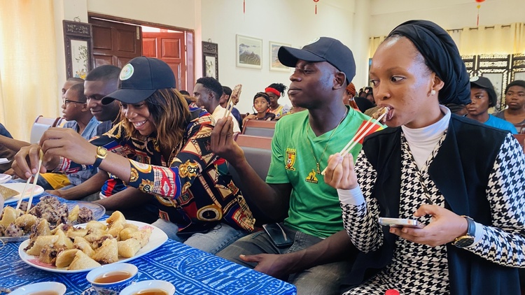 资讯有故事丨“祝所有的中国朋友端午安康！”