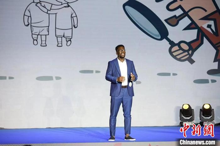 图为奕晓龙。 奕晓龙供图 图为奕晓龙。 奕晓龙供图