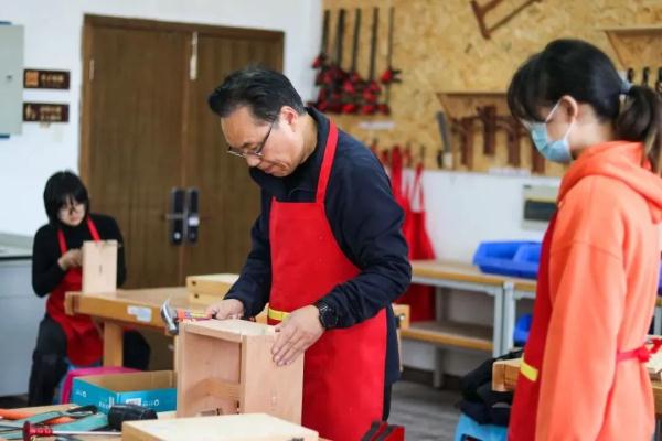 攀树、舞狮、做奶茶……“浙”些大学宝藏课程，太有意思了！